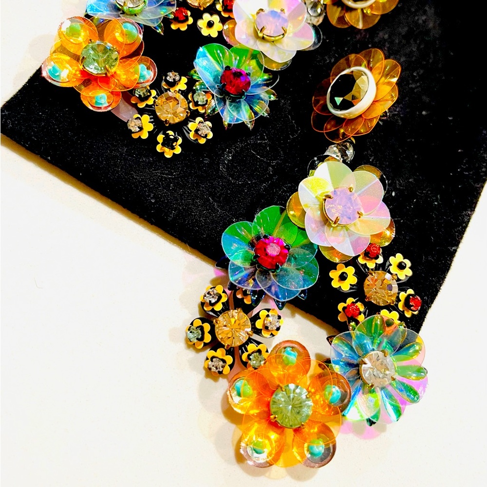 ❤️ JCREW VINTAGE FLORAL STATEMENT EARRINGS!